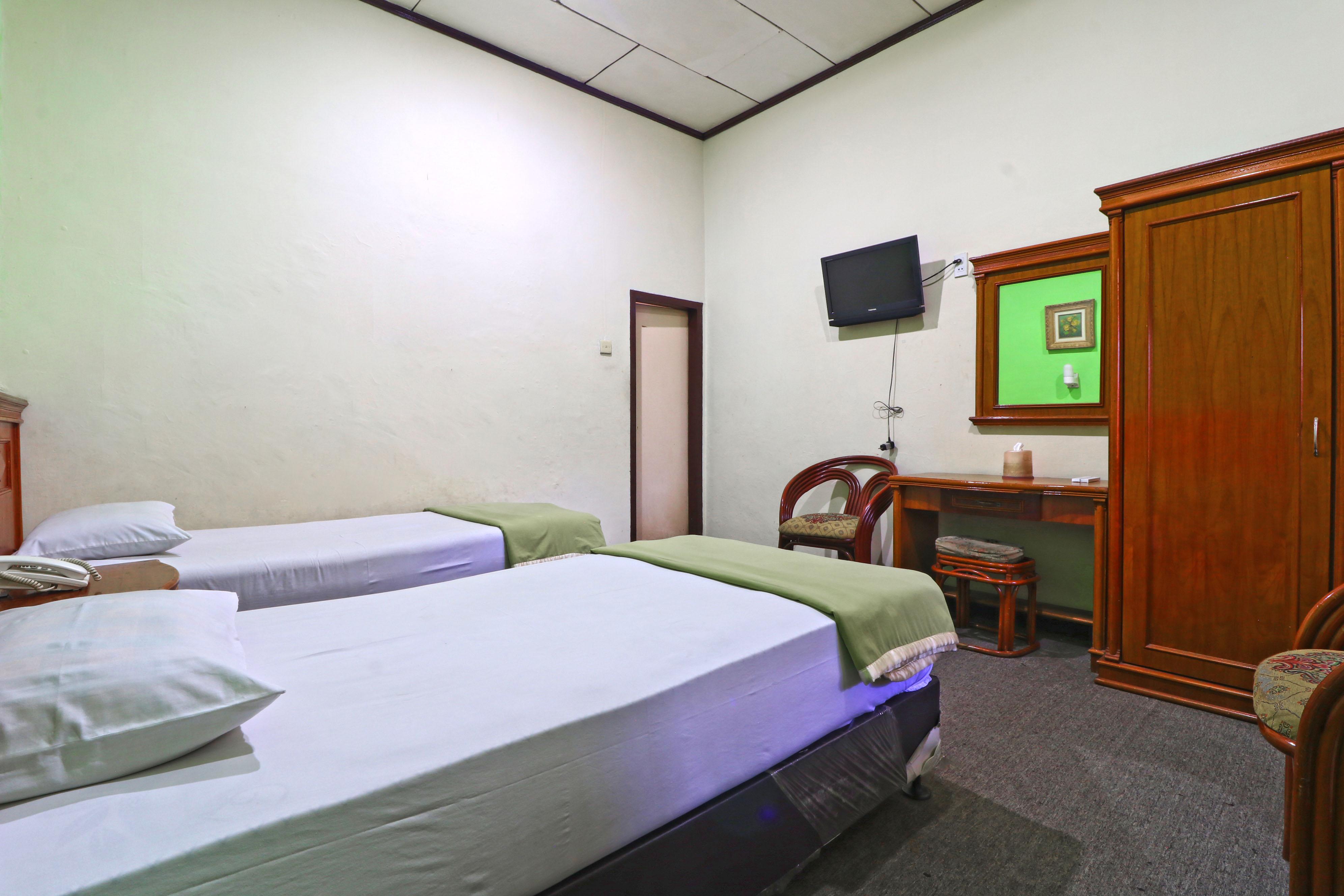 Hotel Sumatera Medan Exterior photo